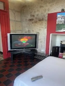 Paco 100 Pressa Bed & Breakfast