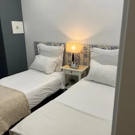 Paco 100 Pressa Bed & Breakfast Covilha