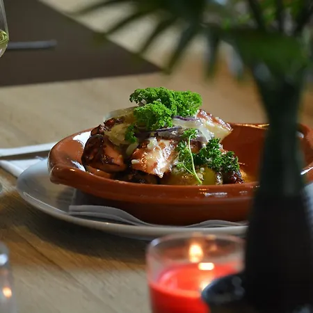 Paco 100 Pressa كوفيلهَ