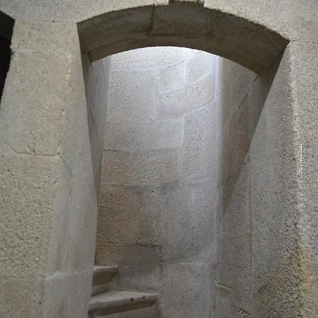 Paco 100 Pressa 3* كوفيلهَ