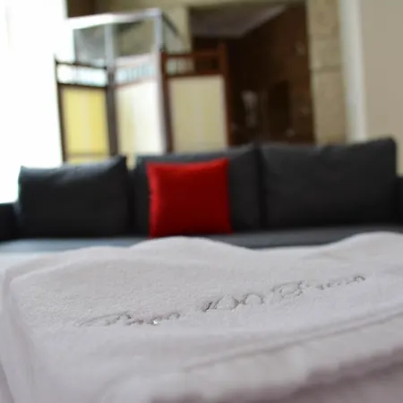 Paco 100 Pressa 3* كوفيلهَ